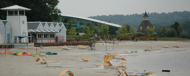 Tourisme: à qui profite la pluie ? La fréquentation des communes touristiques pâtit du mauvais temps. Les vacanciers déjà partis cherchent pour leur part à s’occuper. L’été avait pourtant bien commencé pour le secteur du tourisme : des...