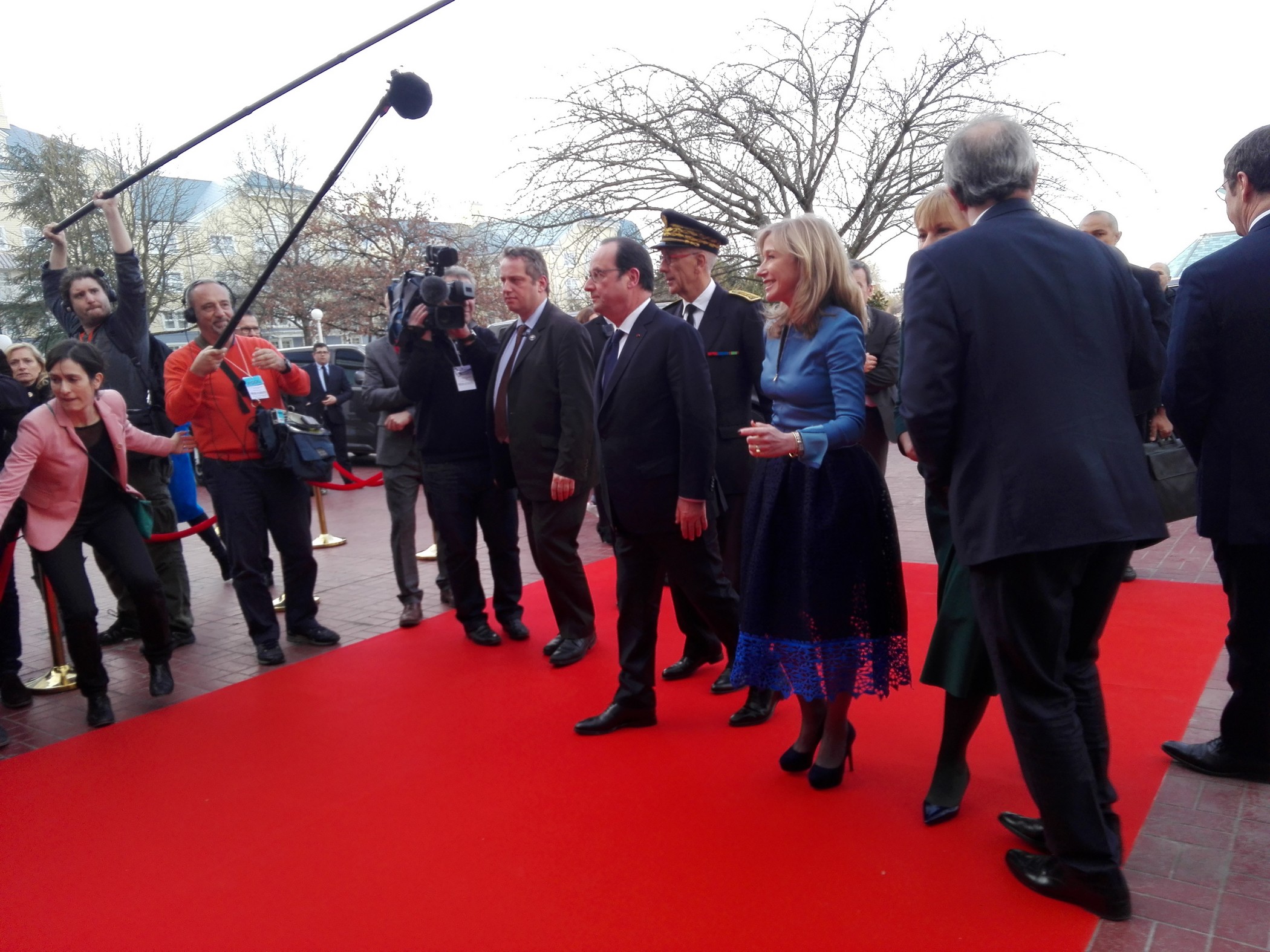 Arrivée de François Hollande à Disneyland Paris, le 25 février 2017