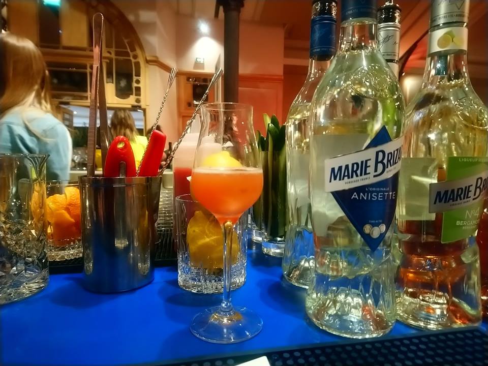 Anisette et liqueur Marie Brizard