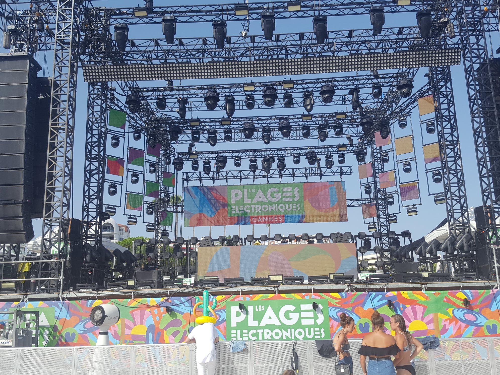 Les Plages électroniques - Cannes - 11 août 2019 - Dance floor