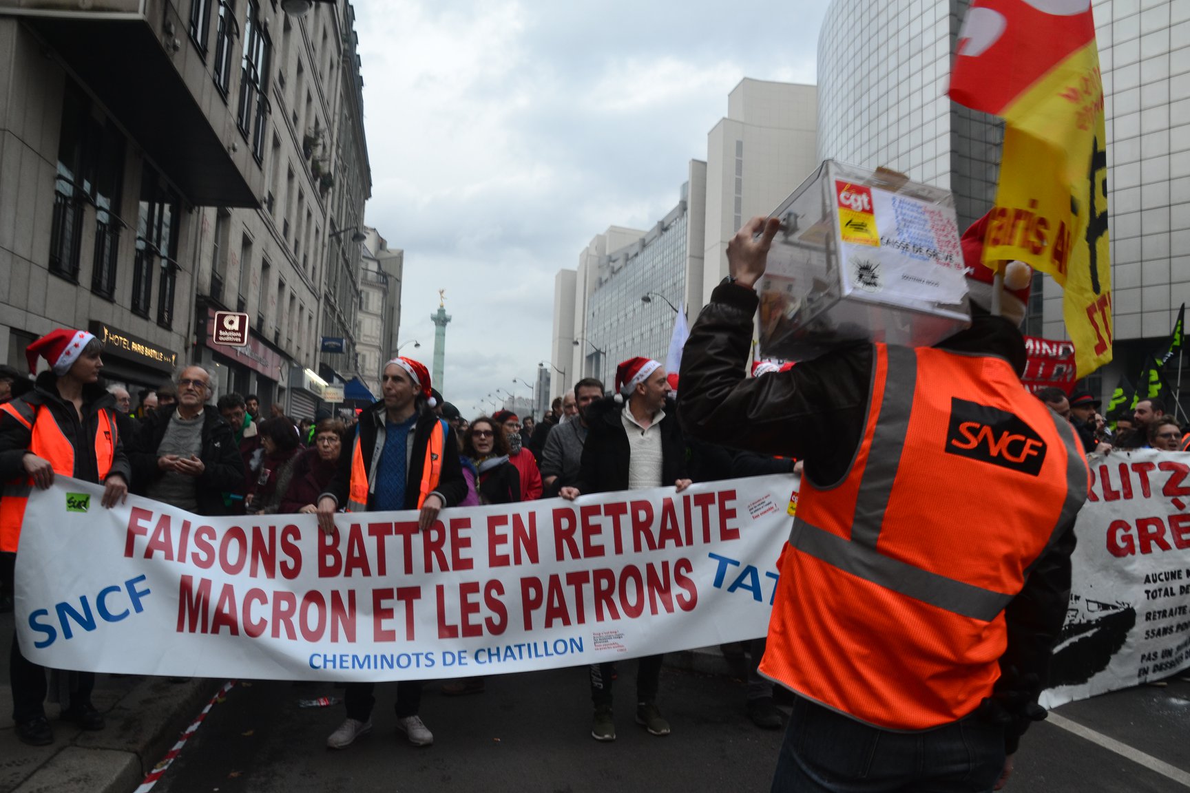 Paris - 17 décembre 2019 - Manifestation contre la réforme des retraites - CGT - Solidaires