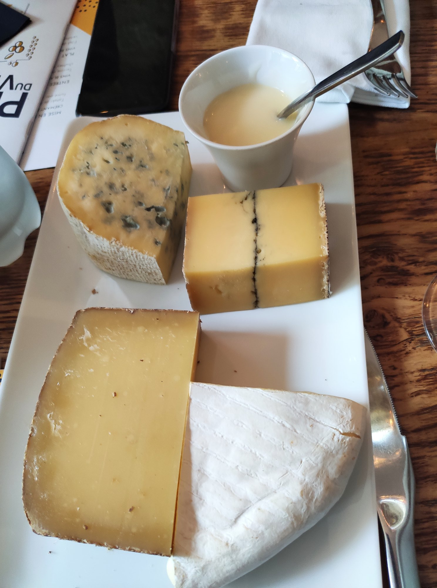 Plateau de fromages - Restaurant Bien élevé à Paris