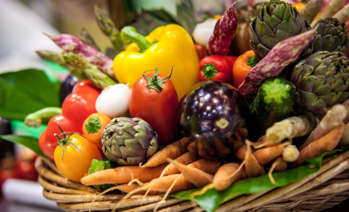 Panier de fruits et légumes bio