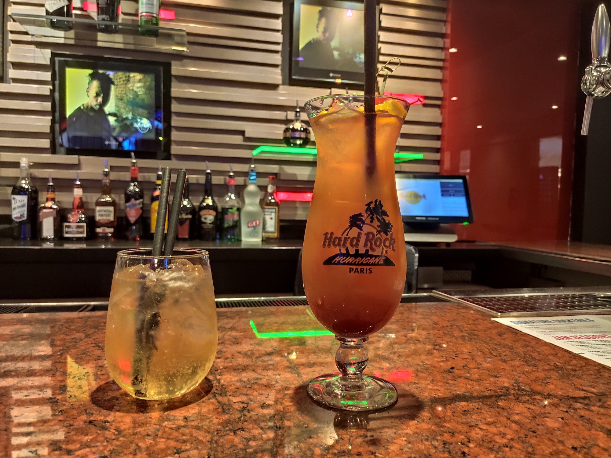 Dark & Stormy et Hurricane - Cocktails - Hard Rock Cafe Paris