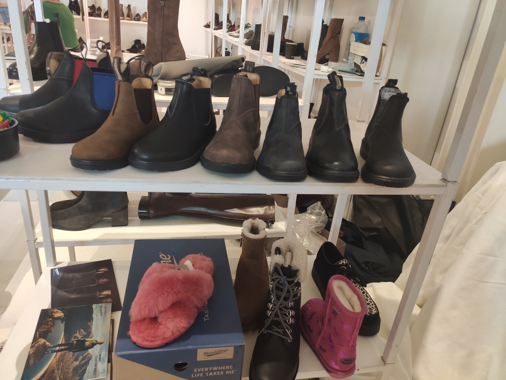 Chaussures et chaussons (Héritage Diffusion)