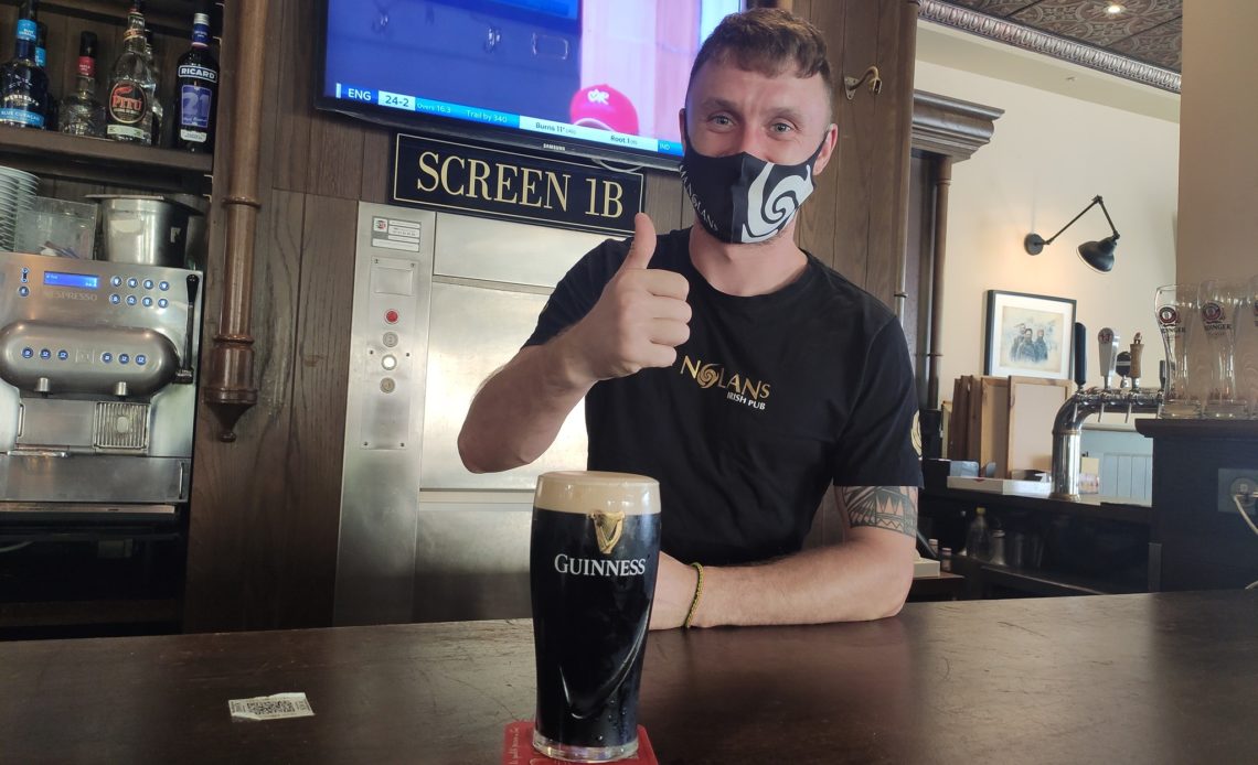 Fionn Doyle - Bar manager - Ma Nolan's irish pub - Cannes (06)