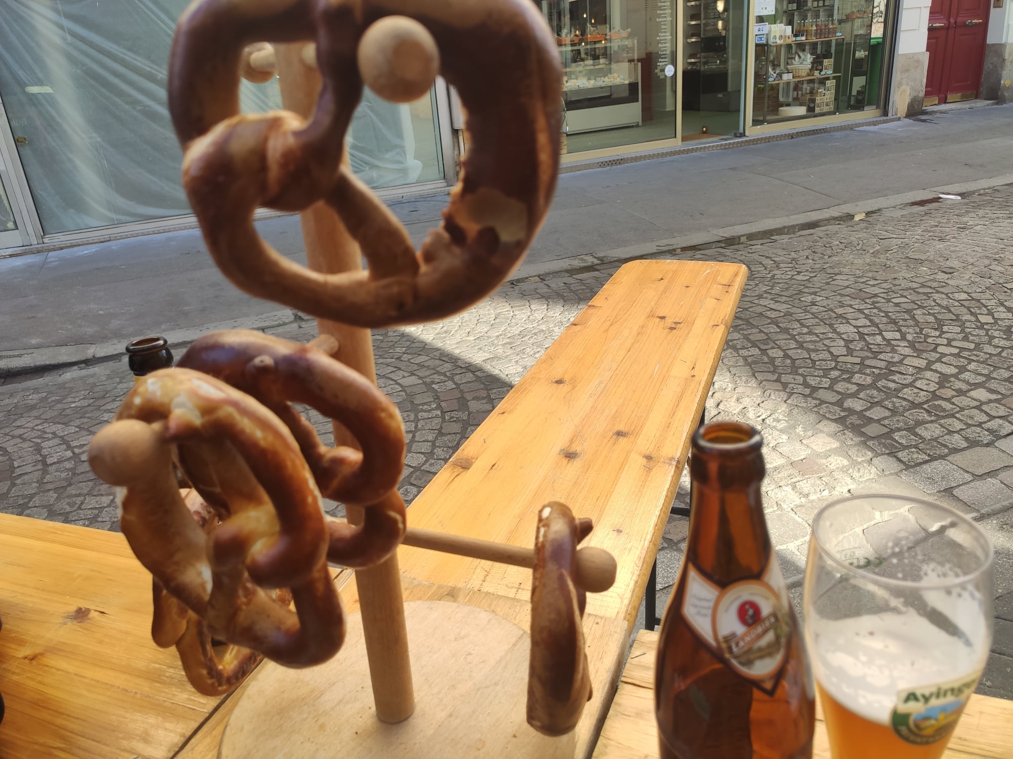 Kiez Kiosk - Bière & bretzels - Paris 11 (rue Popincourt)