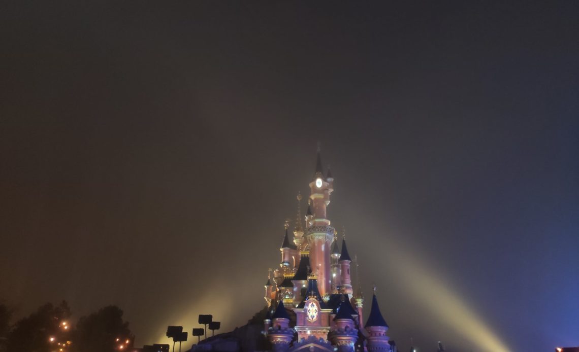Château de la Belle au Bois dormant vu de nuit - Disneyland Paris - 31 décembre 2021