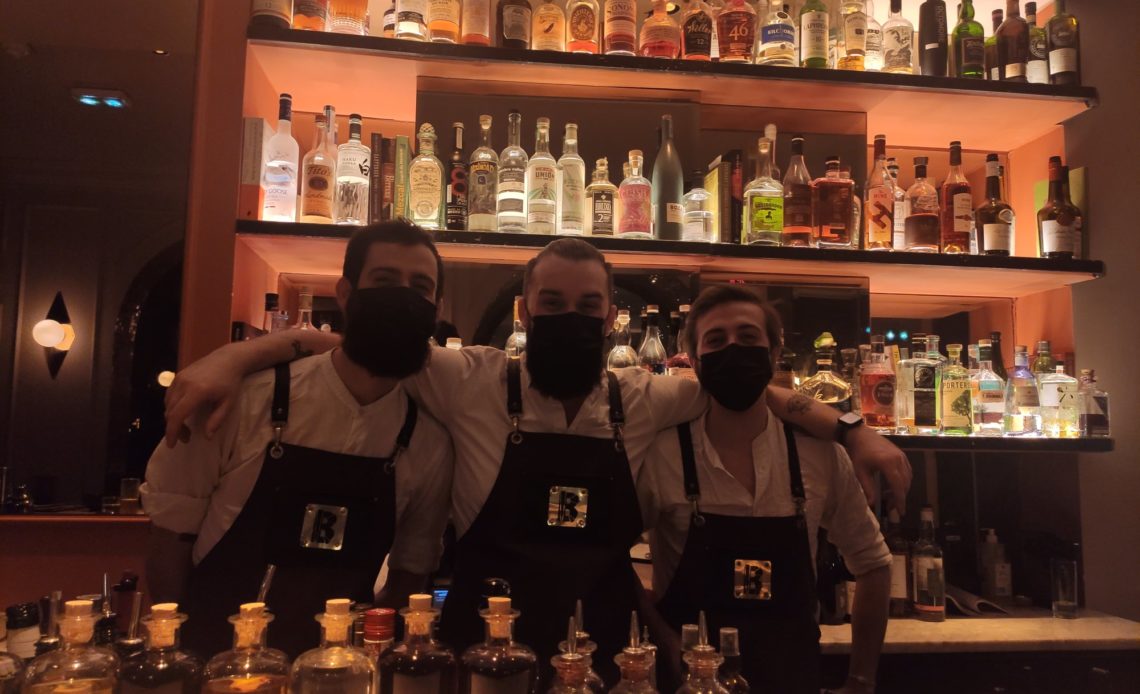 Barmans du Bar Bachaumont - Paris