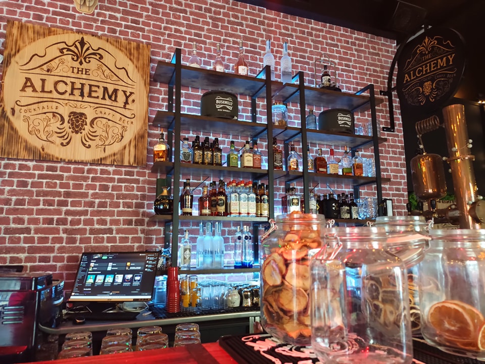 A SaintRaphaël, le bar à cocktails The Alchemy trouve sa bonne formule