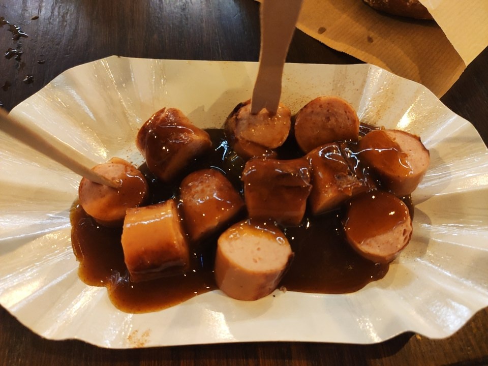 Currywurst (Berliner Wunderbar)