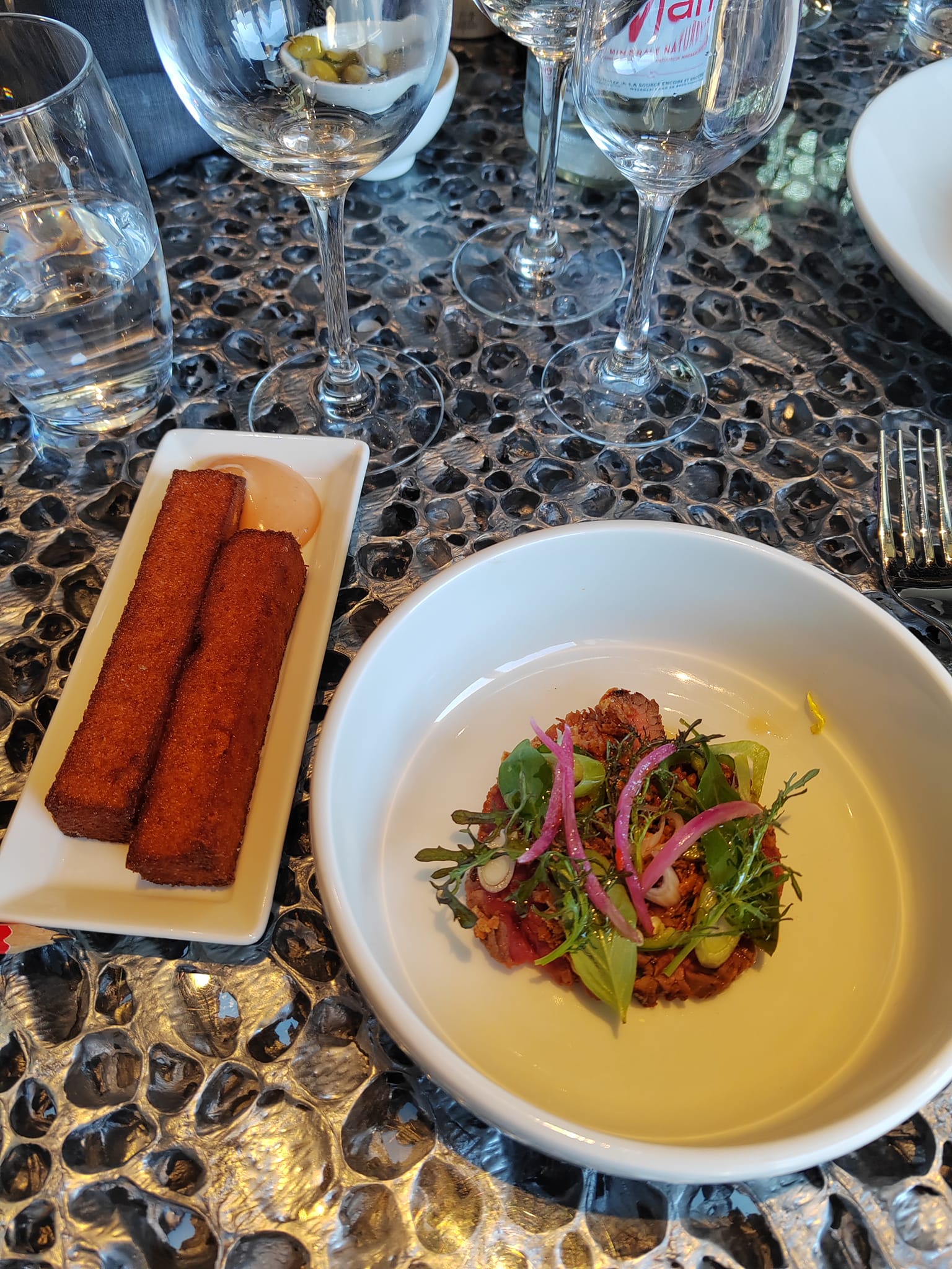 Tigre qui pleure, frites de polenta (Voyage, Samaritaine, Paris)