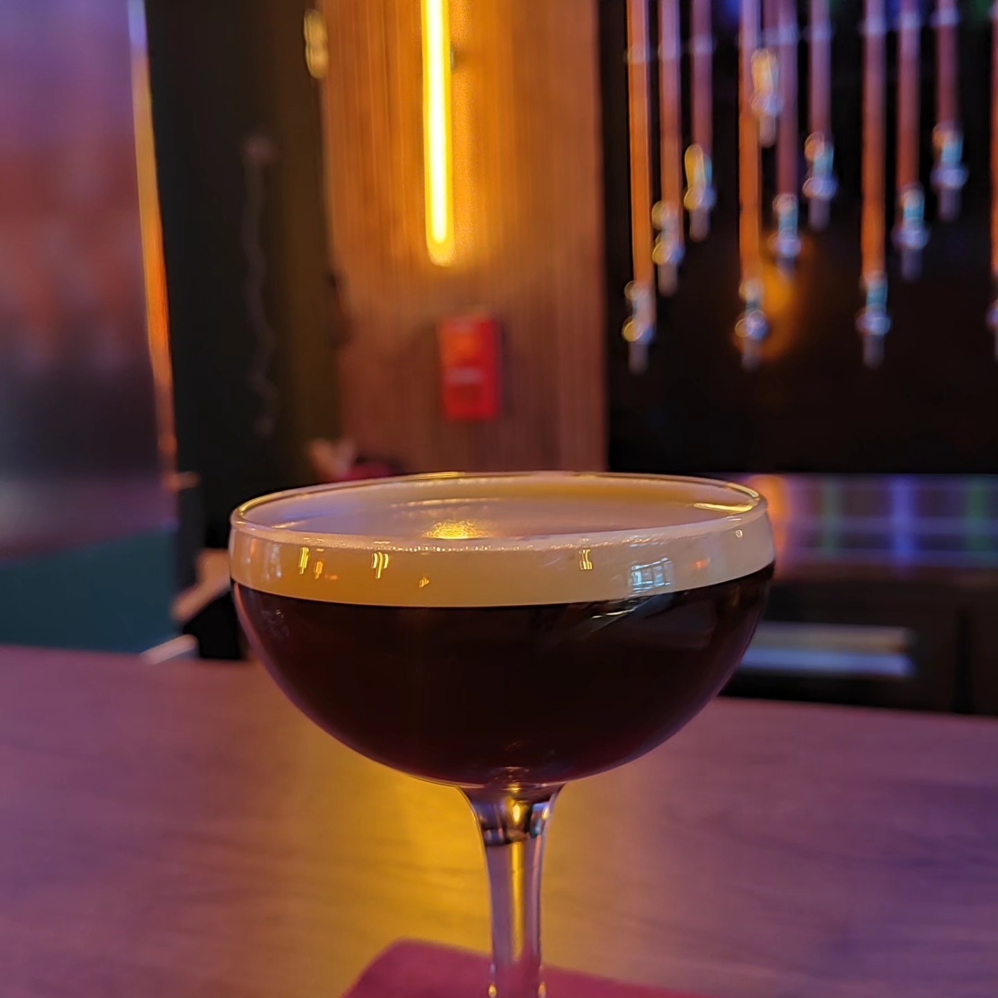 The Honey Moon - Bar à cocktails on tap - Nitro Espresso Martini