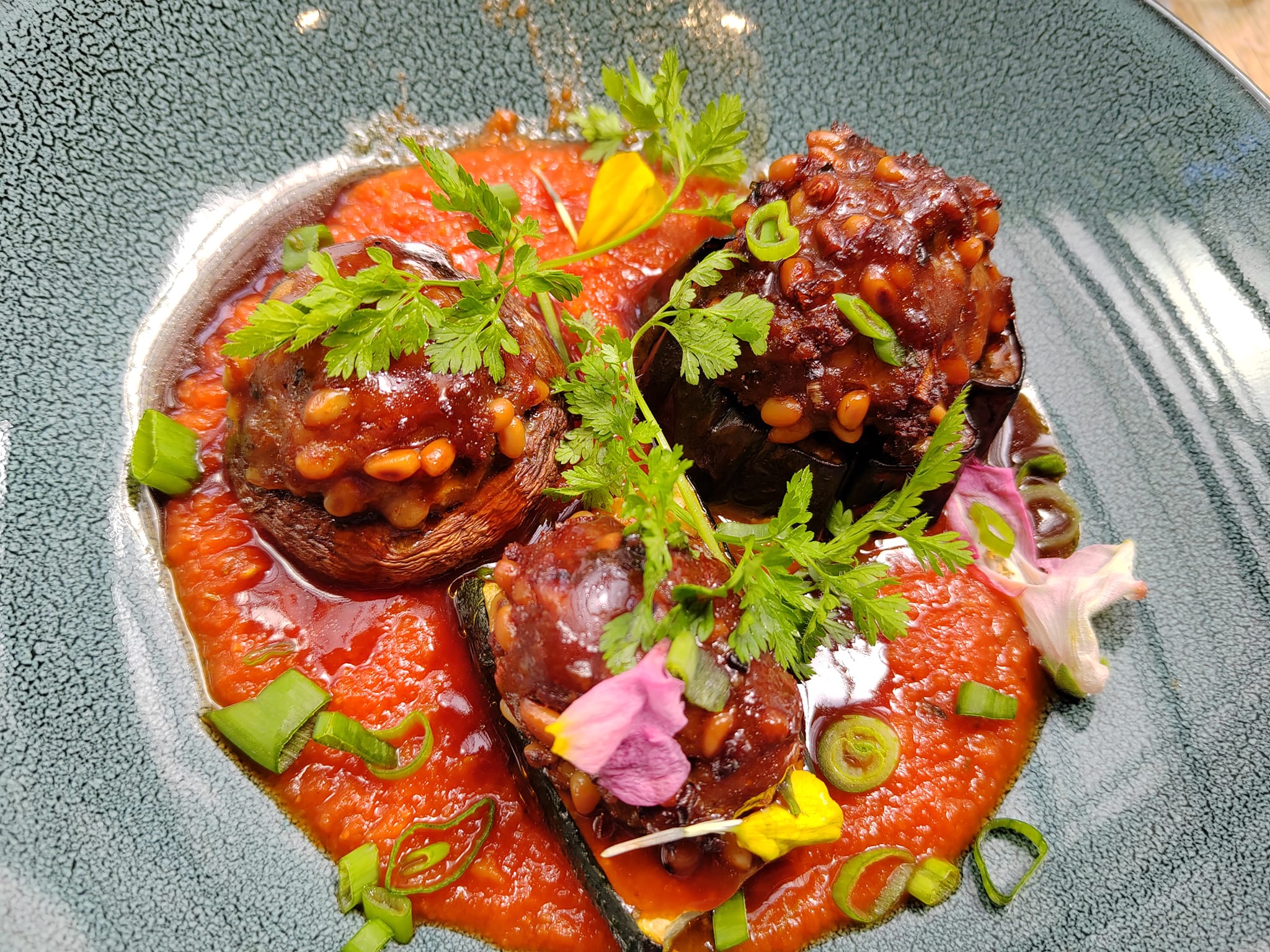 Baltard au Louvre - Petits farcis niçois, coulis de tomate épicé (veau, chair à saucisse)