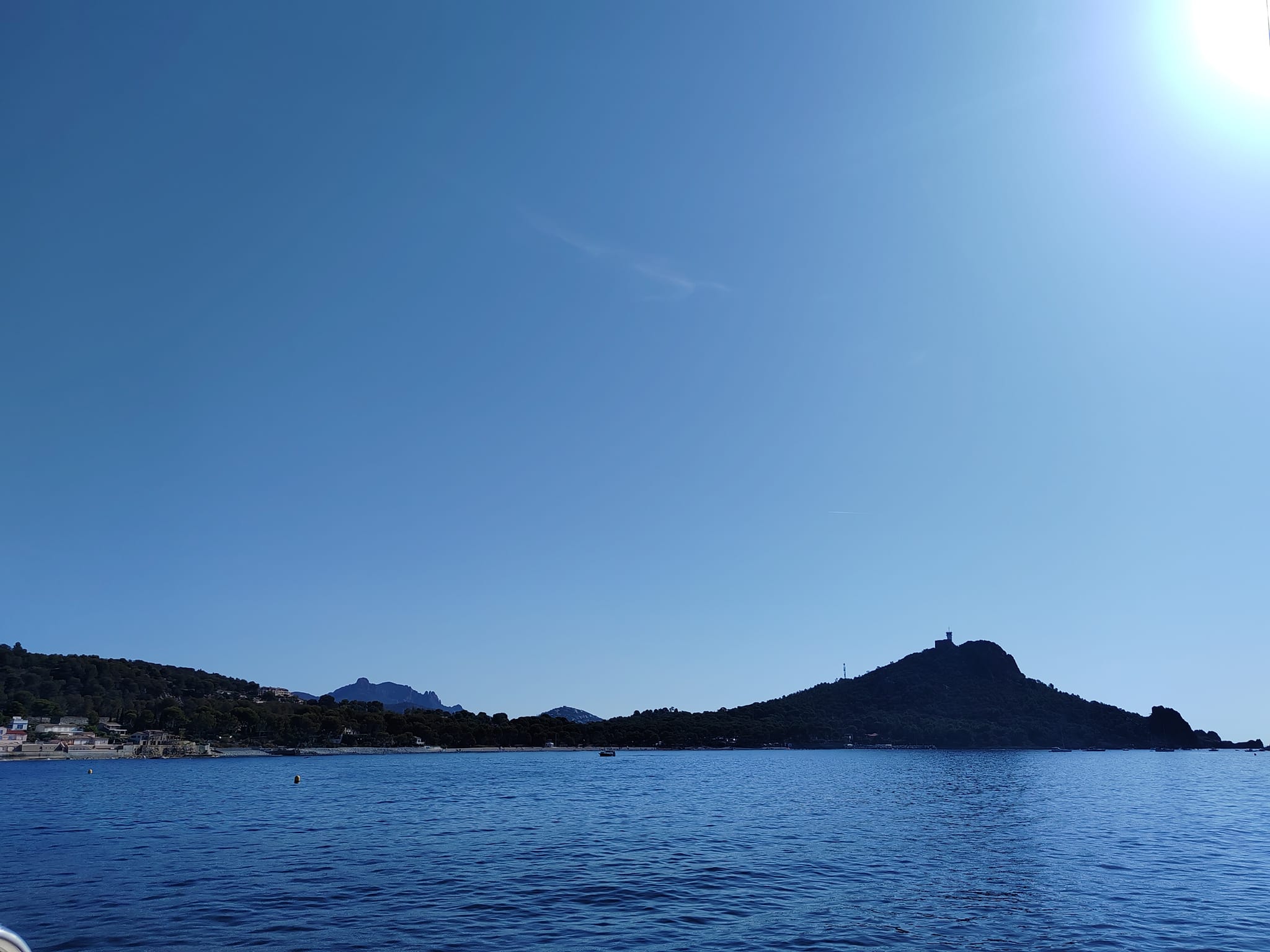 AMC Cape Grace - Croisière en maxi-catamaran au large de Saint-Raphaël (Var)