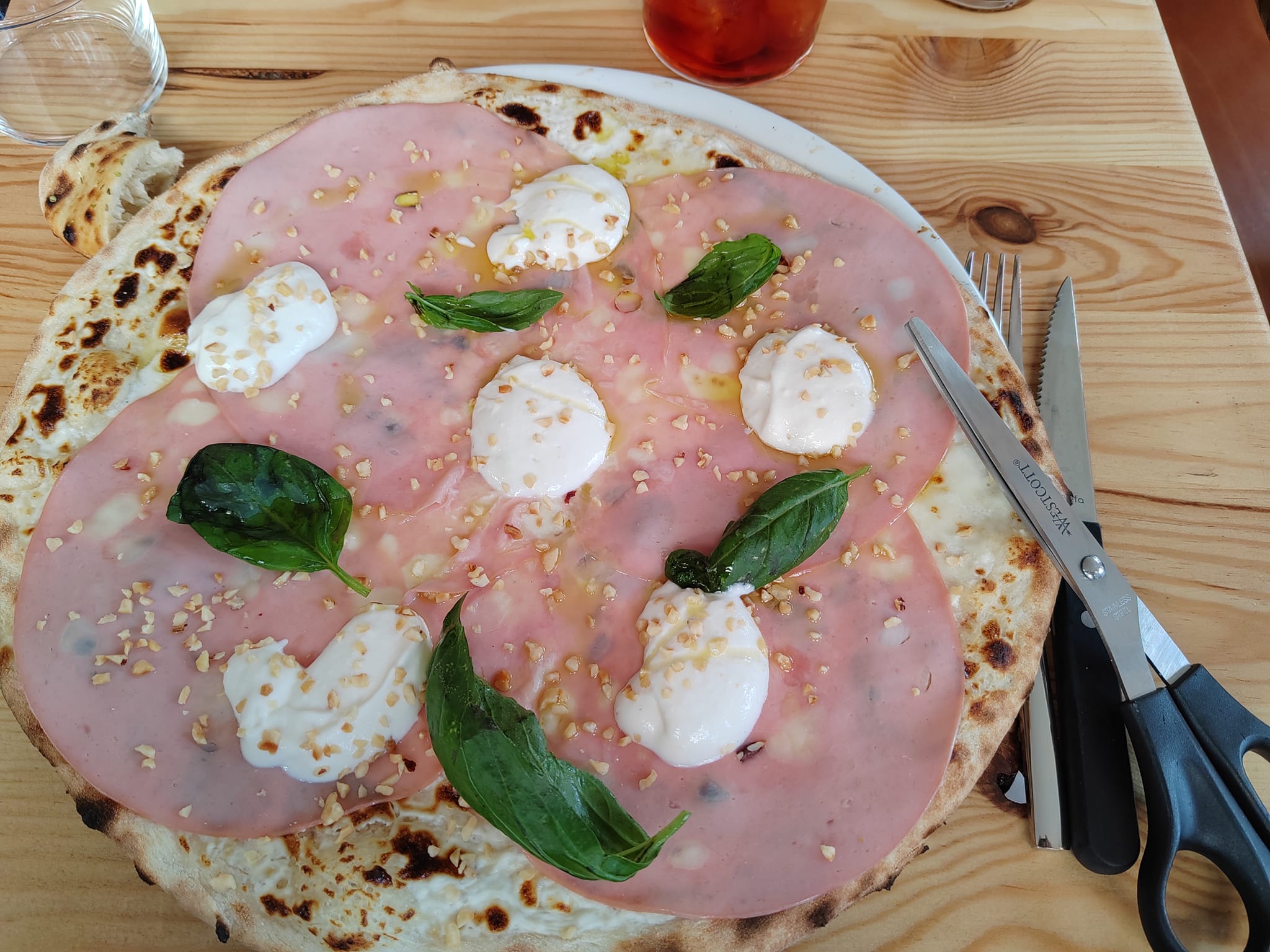 Pizza - Ave Pizza Bar - Boulevard de Ménilmontant, Paris 20ème