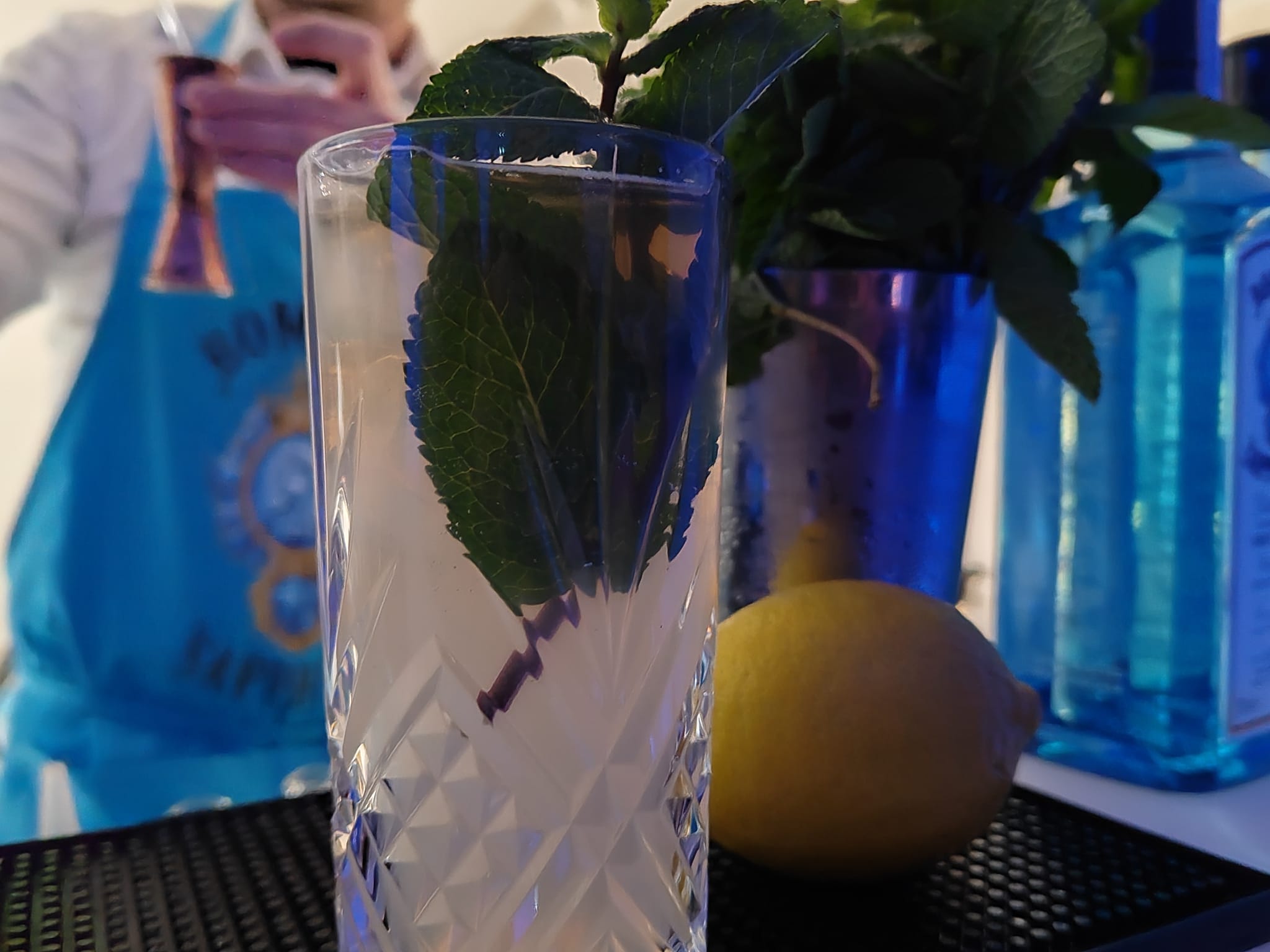 Cocktail Bombay Sapphire (gin) par French and stormy