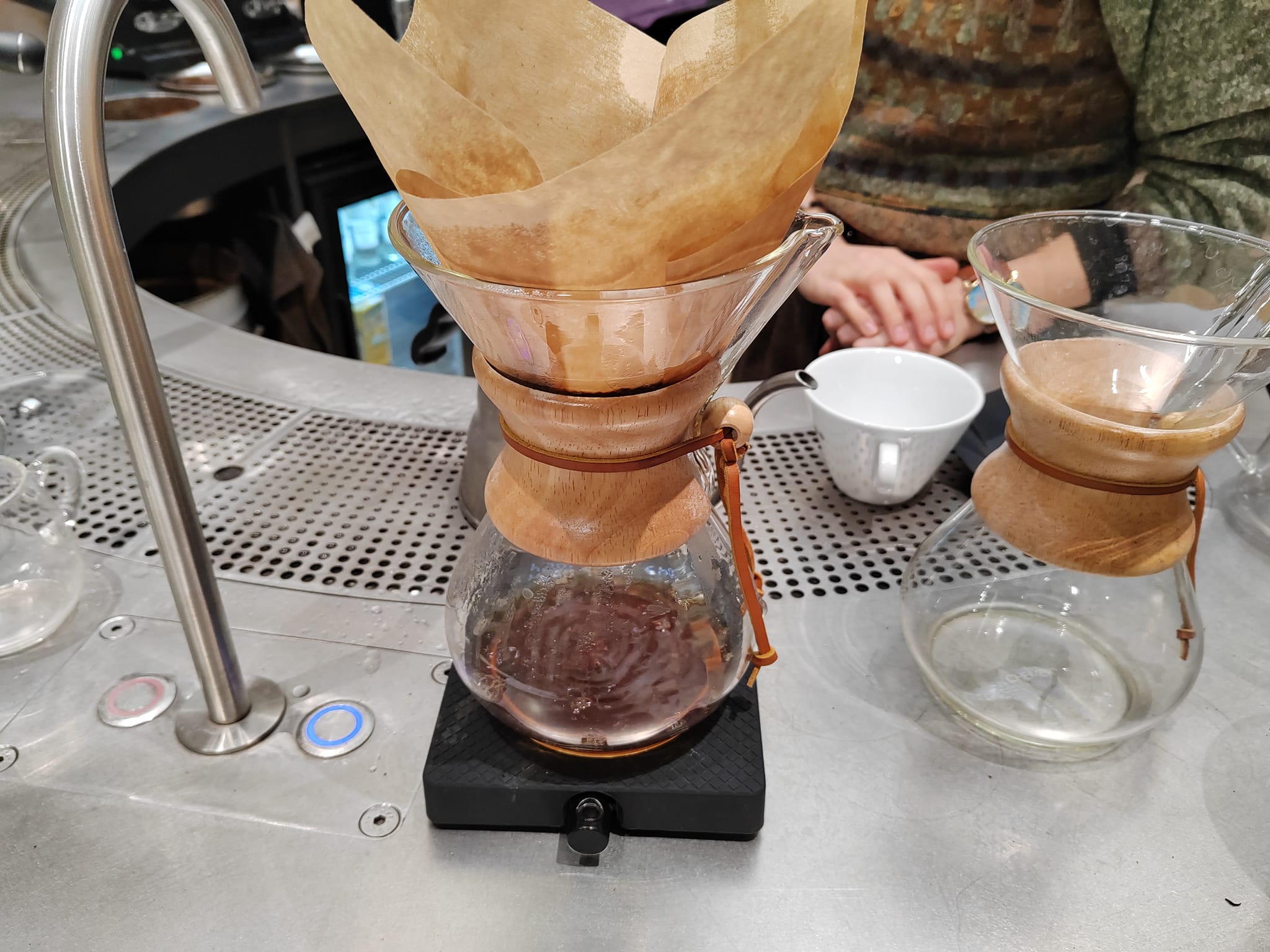 Anbassa - Torréfacteur de café - Boutique-atelier à Pantin - Méthode Chemex