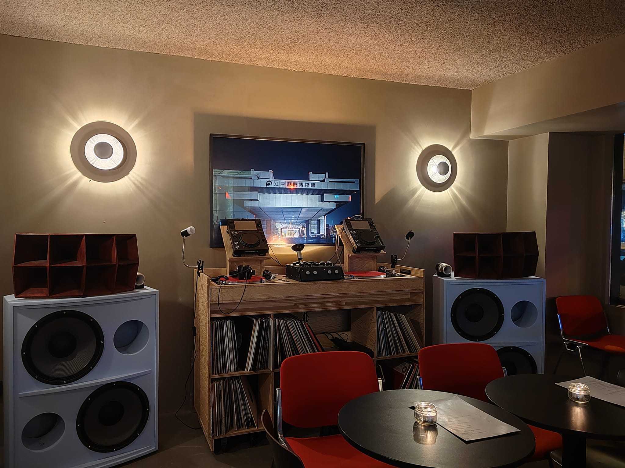 Au bar audiophile Wax, à Paris, des cocktails aux inspirations  franco-japonaises
