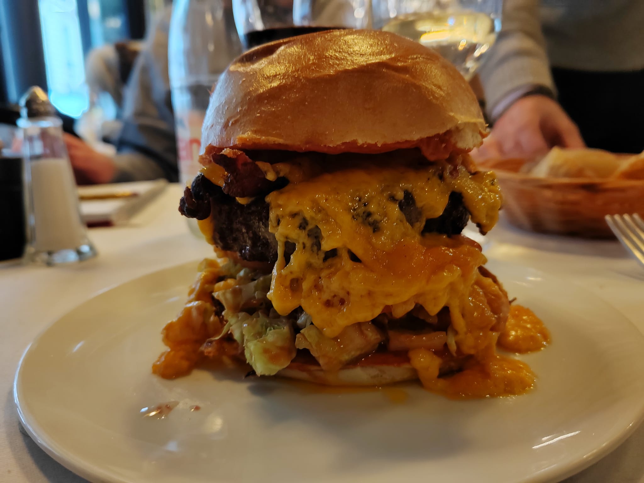 Bacon cheeseburger - Restaurant Le Petit Parc - Paris 17ème