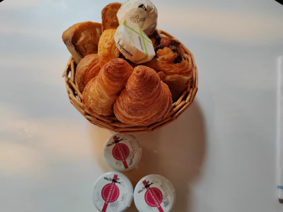 Mini-viennoiseries lors du brunch - Le Comptoir général (Paris 10ème, quai de Jemappes)