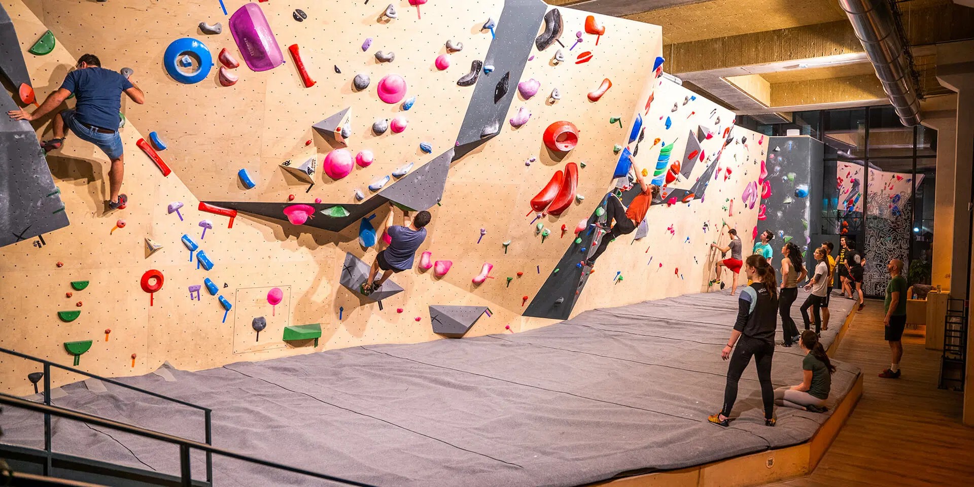 Climbing District - Salle d'escalade