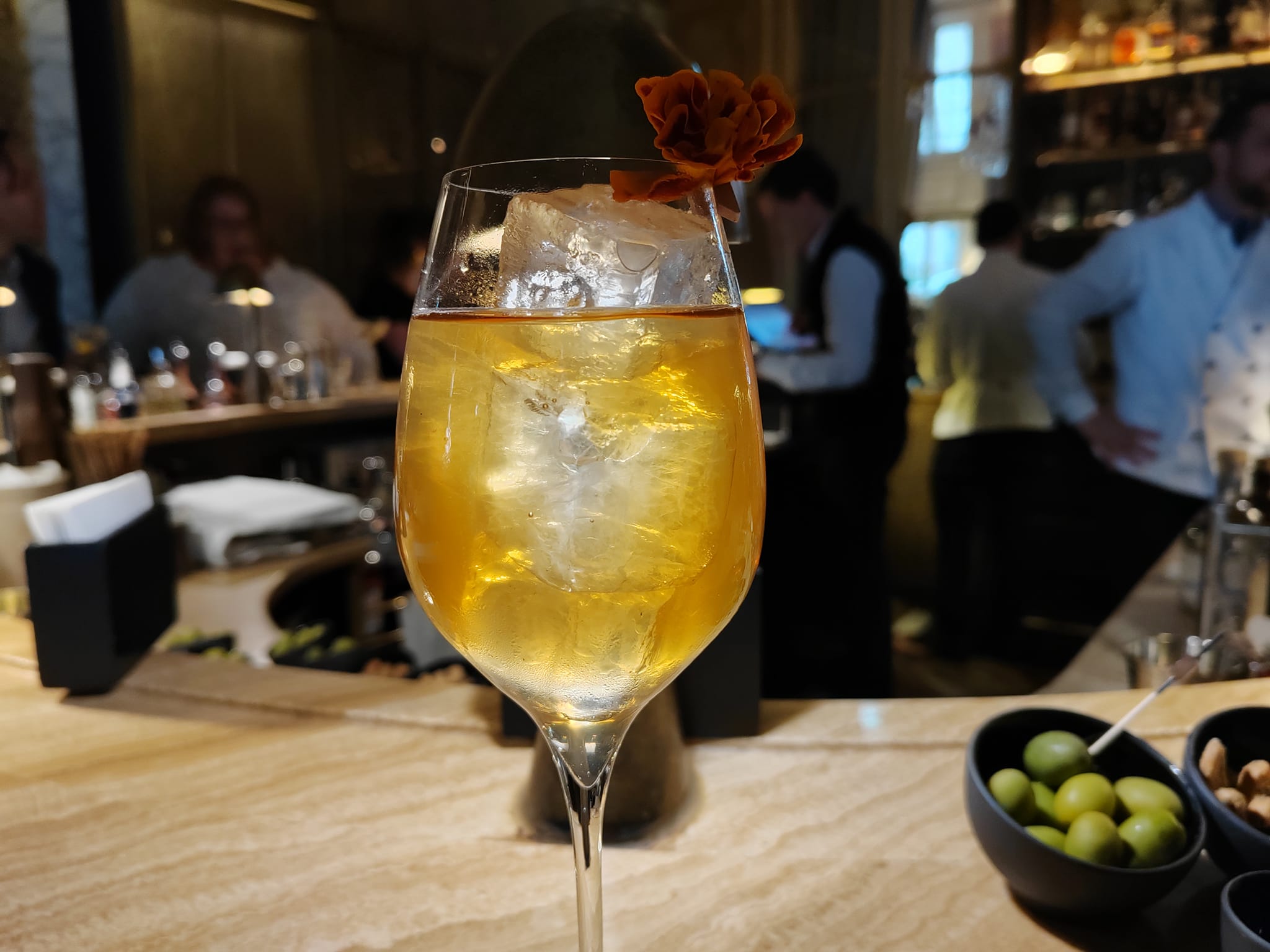 Marigold - Cocktail du menu Spring Harvest (A sense of taste) - Les Ambassadeurs, bar de l'Hôtel de Crillon