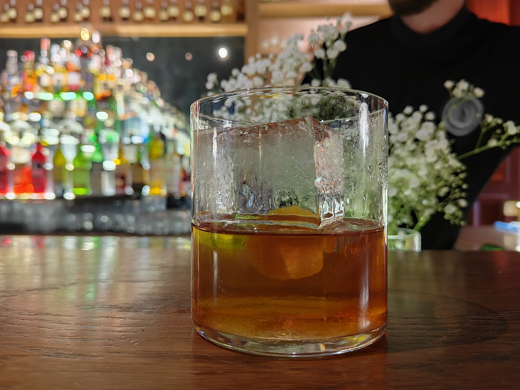 Old fashioned vieilli en fût - Bar à cocktails L'Officine (Lyon)