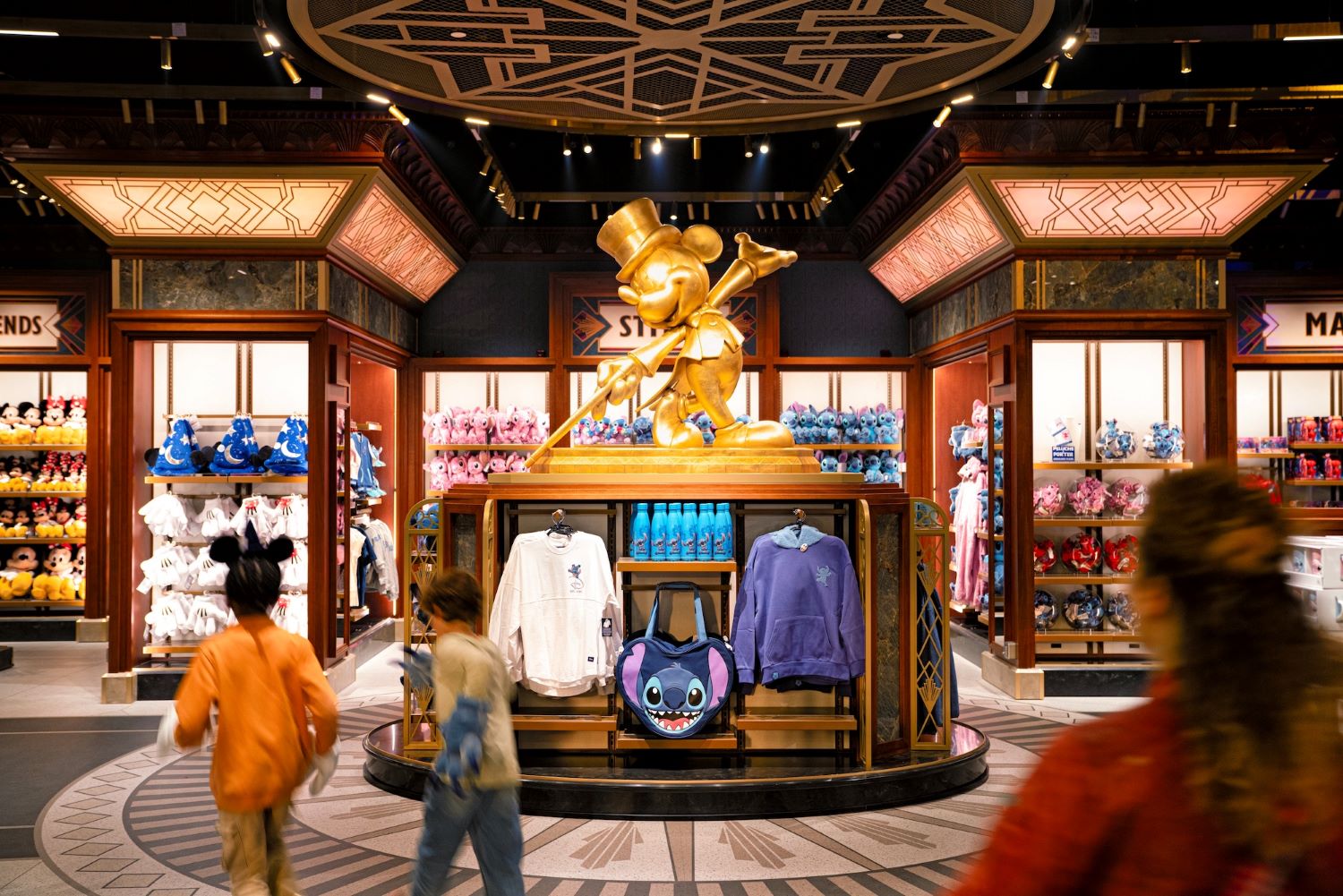 World Premiere - Disneyland Paris - Mickey's Hollywood Boutique
