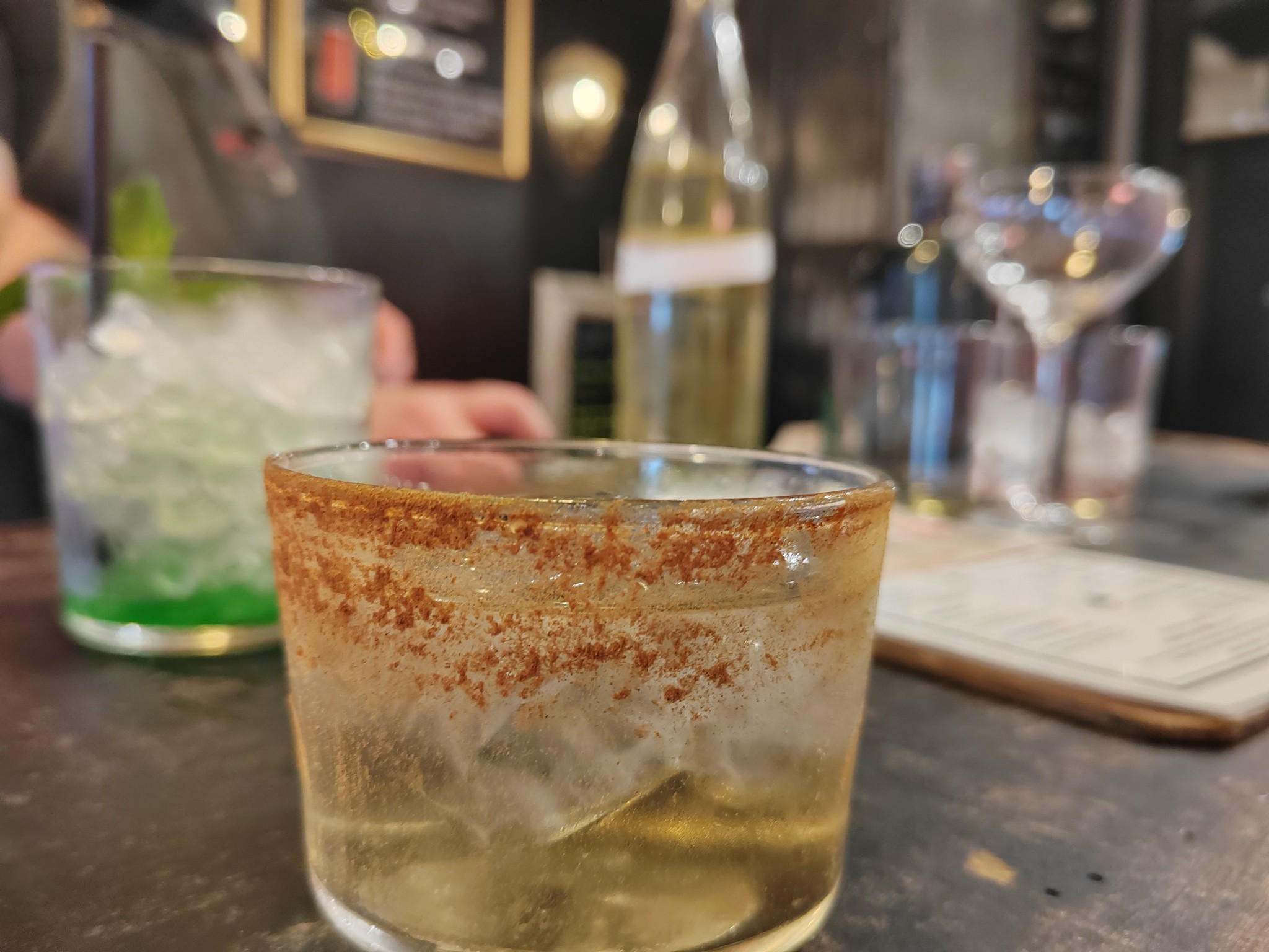 Lipstick - Bar à cocktails, Pigalle (Paris) - Pomme d'amour (été 2025)