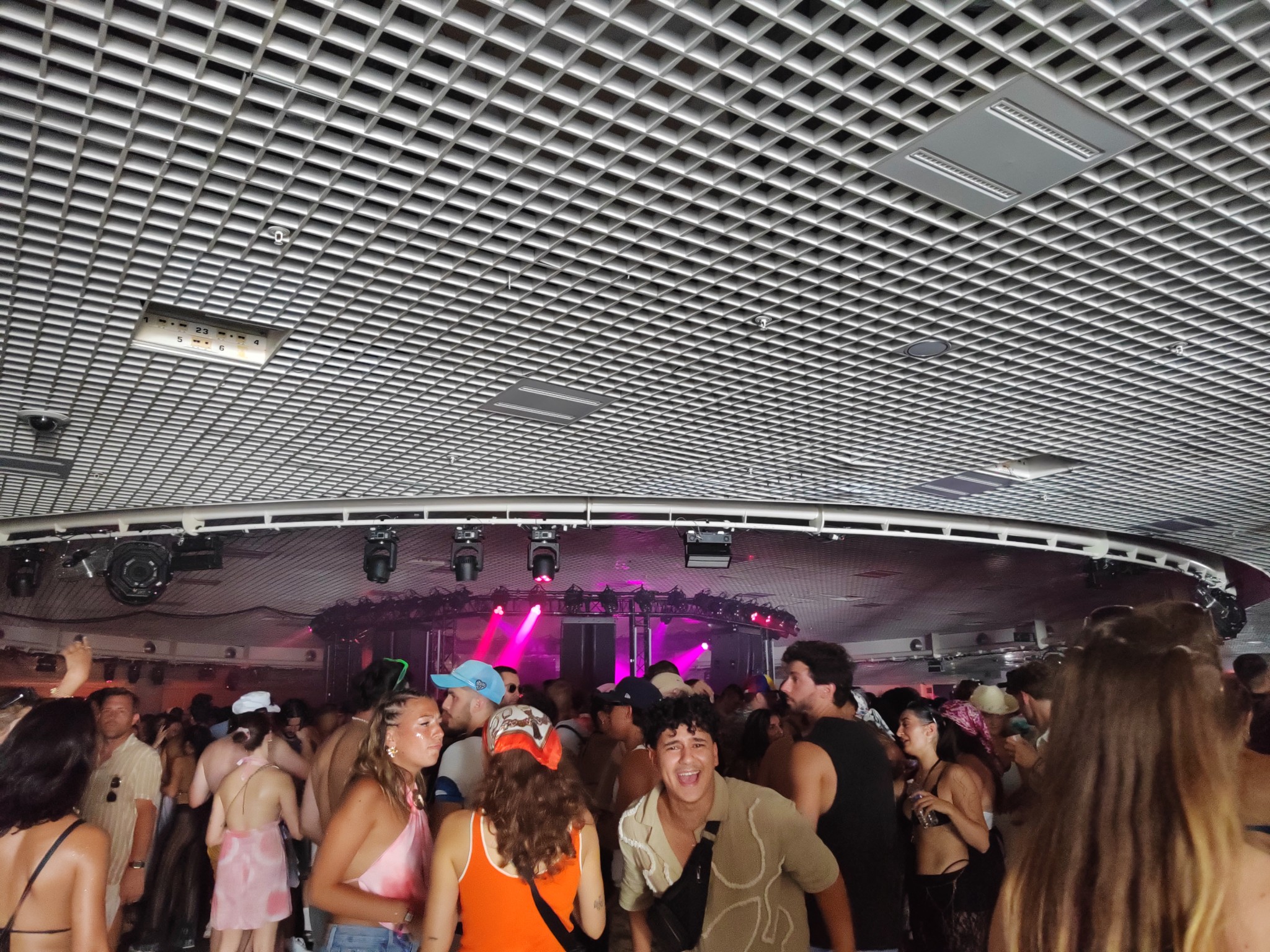 Les Plages Electroniques (Cannes) - Eté 2025