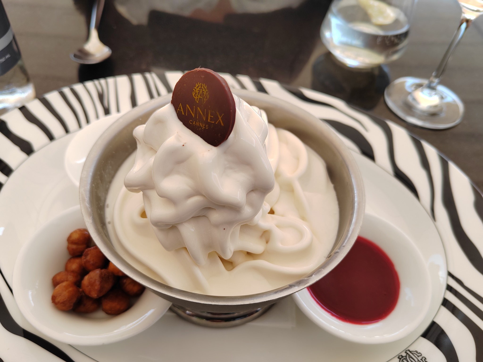 Glace à partager - L'Annex (plage privée à Cannes)
