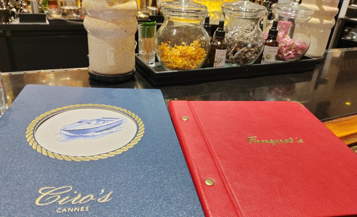 Menus 2025 de la plage Ciro's Cannes et du bar Fouquet's de l'hôtel Majestic Barrière - Cannes
