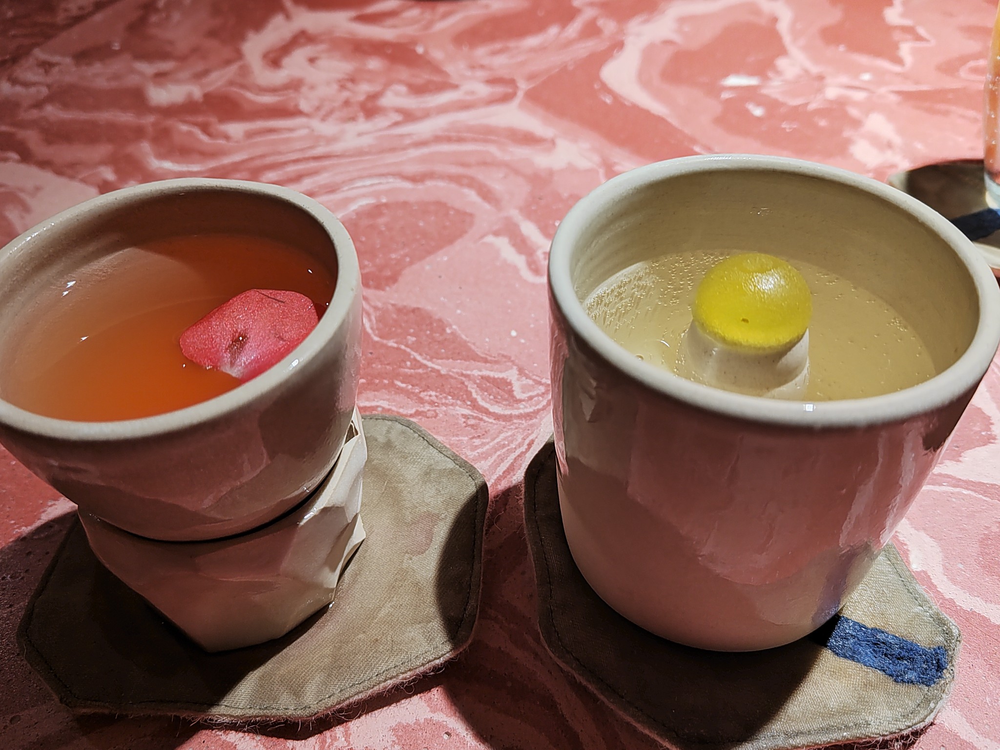 Cocktails Rhubarbe et Poivron - Bar de Vie - Paris - 2025