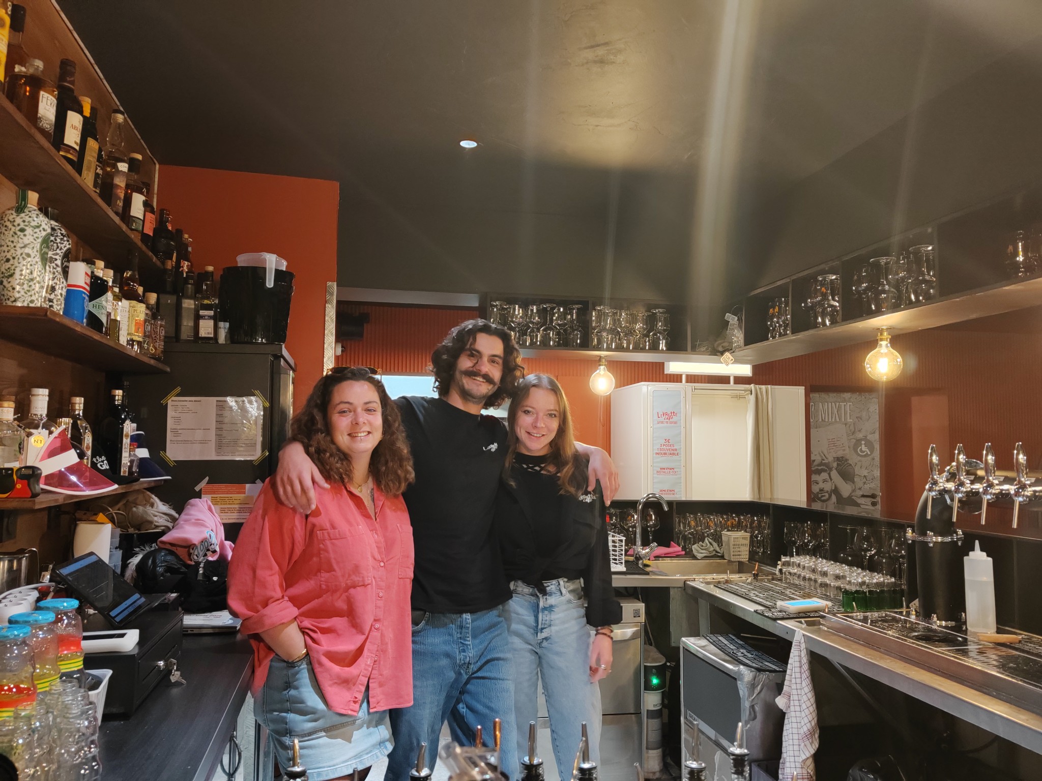 Equipe automne 2025 - Levrette Café (Les Sables d'Olonne)