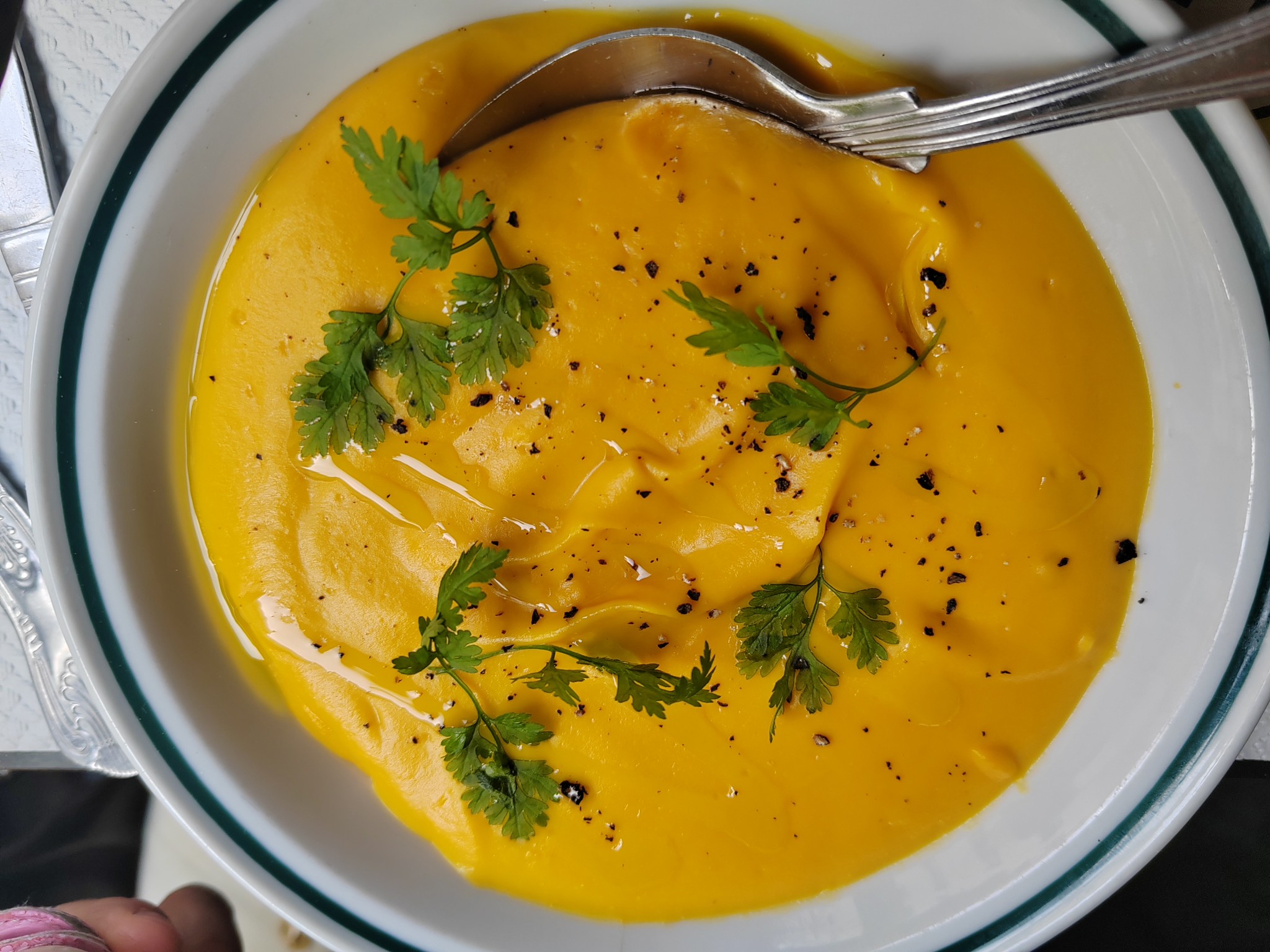 Mousseline de butternut - Le Cornichon, restaurant-brasserie à Paris 11ème Goncourt