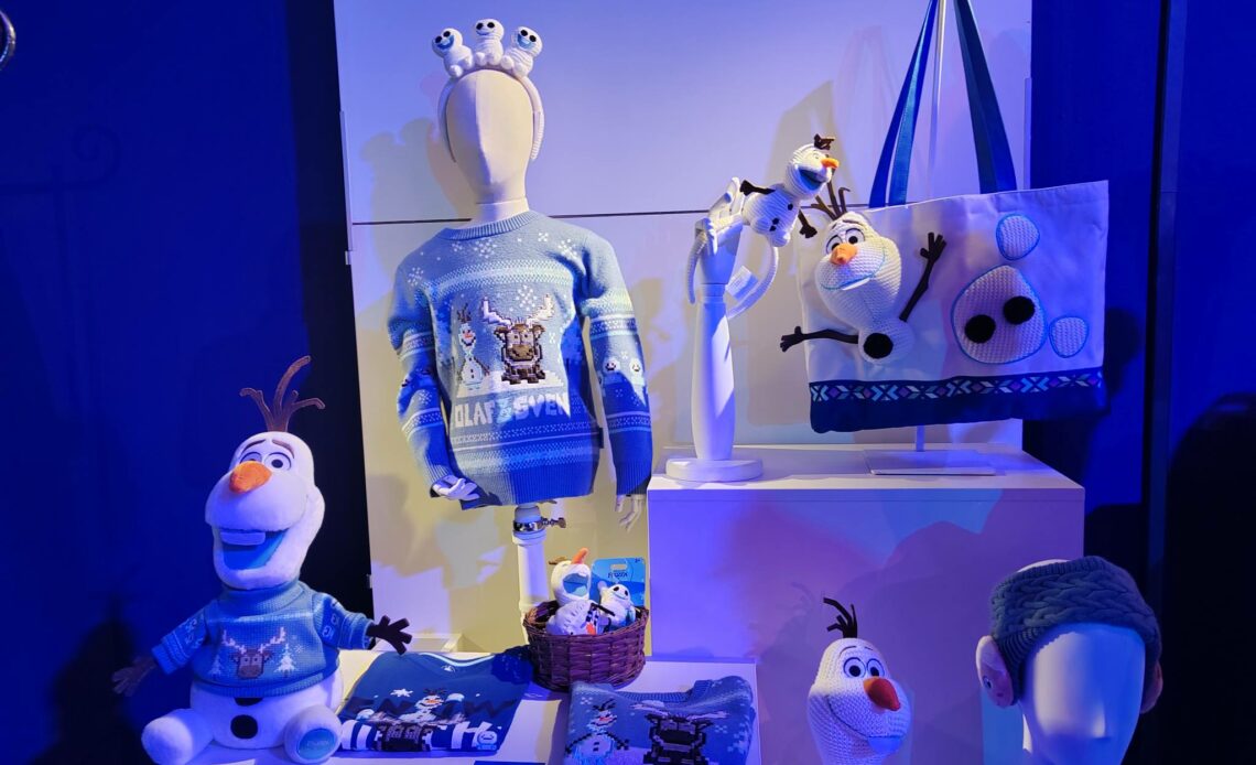 Disney Adventure World - Merchandising de World of Frozen