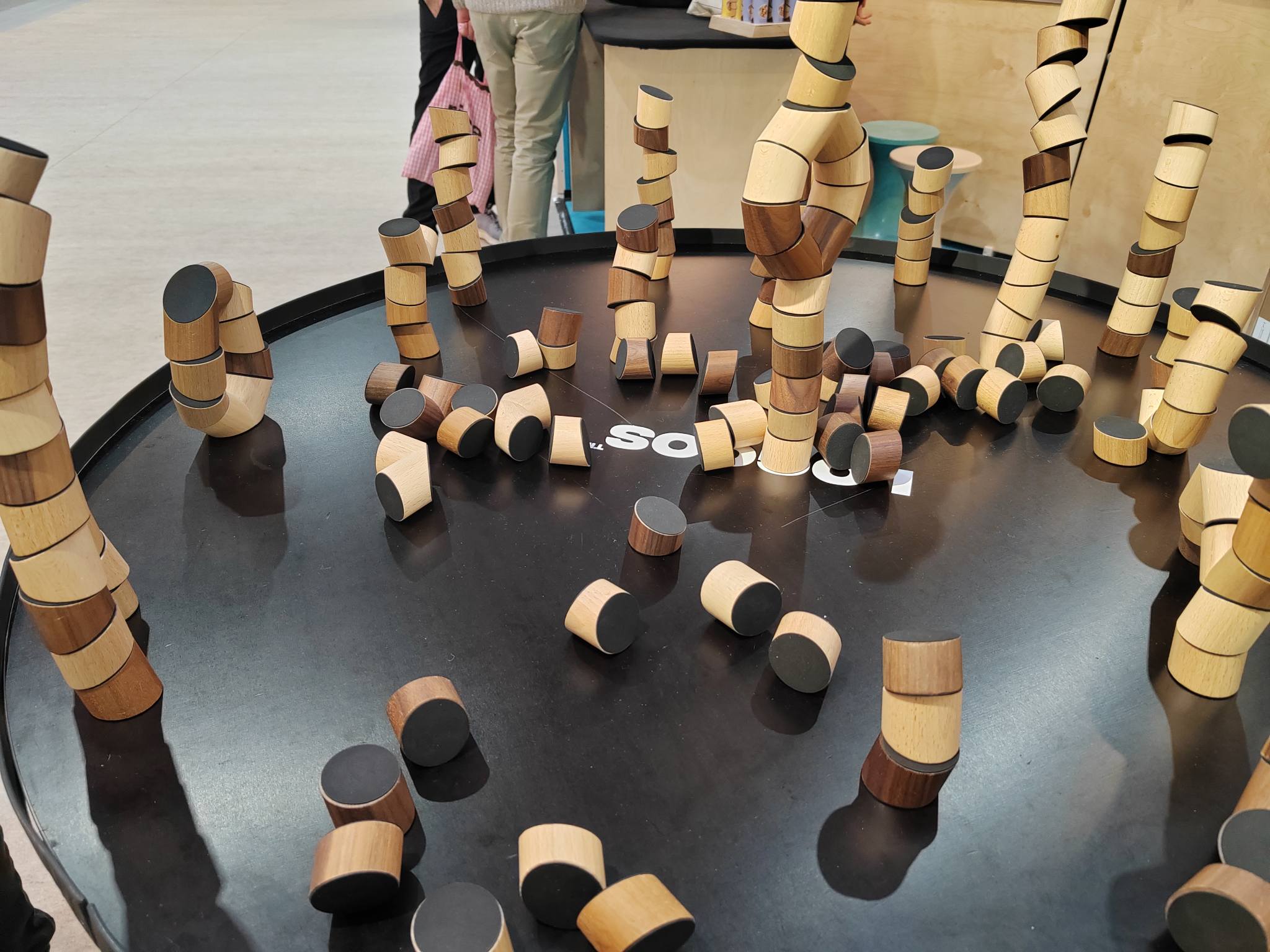 Loggos : jeu d'adresse en bois