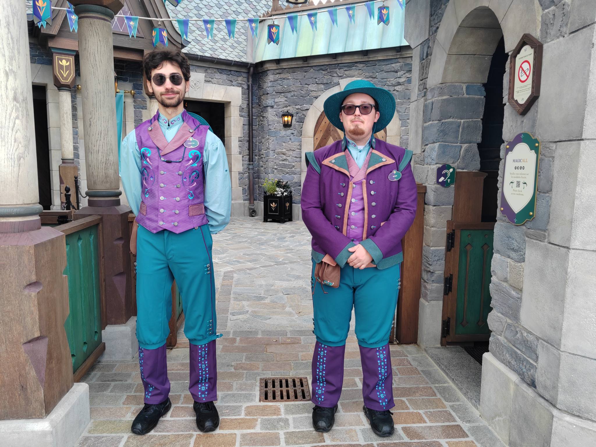 Disney Adventure World - Guest flow, villageois d'Arendelle