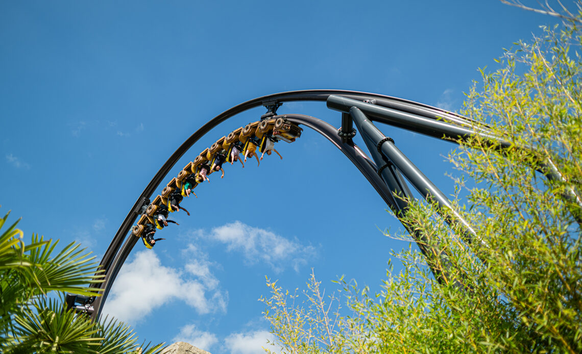 Walibi Rhône-Alpes - Attraction Mahuka : roller coaster en Isère