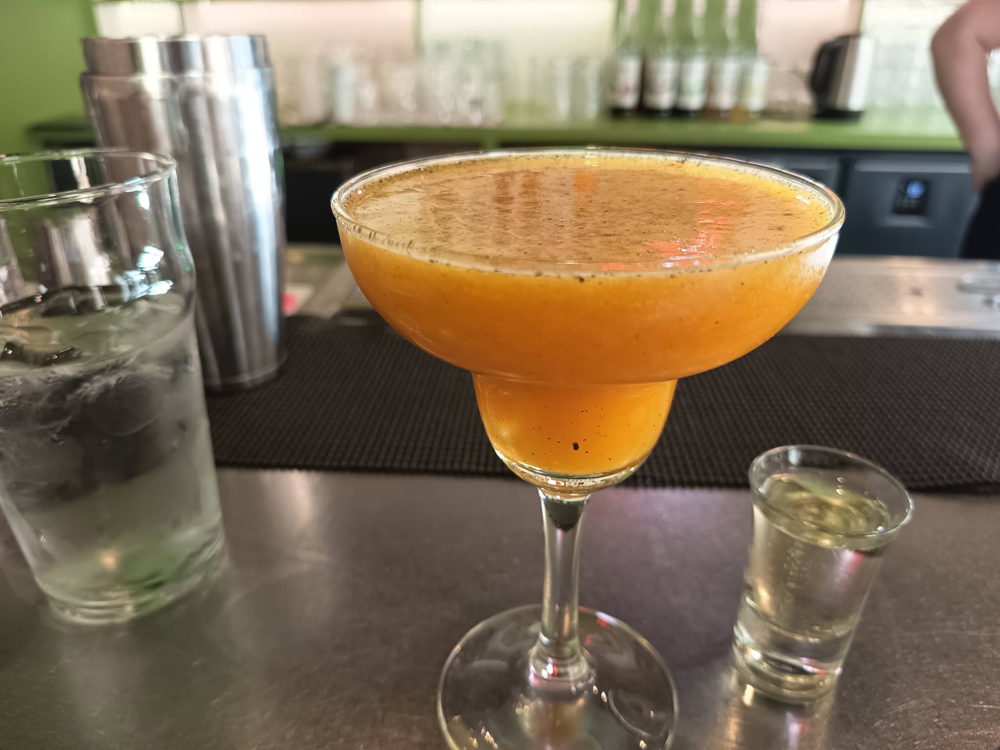 Smoked Passion - Coquelicot Bar - Bar dans le quartier de la Guillotière à Lyon