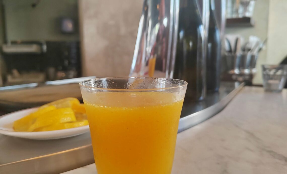 Cocktail Pina Colada au bar Classique, à Paris 9e (été 2026)