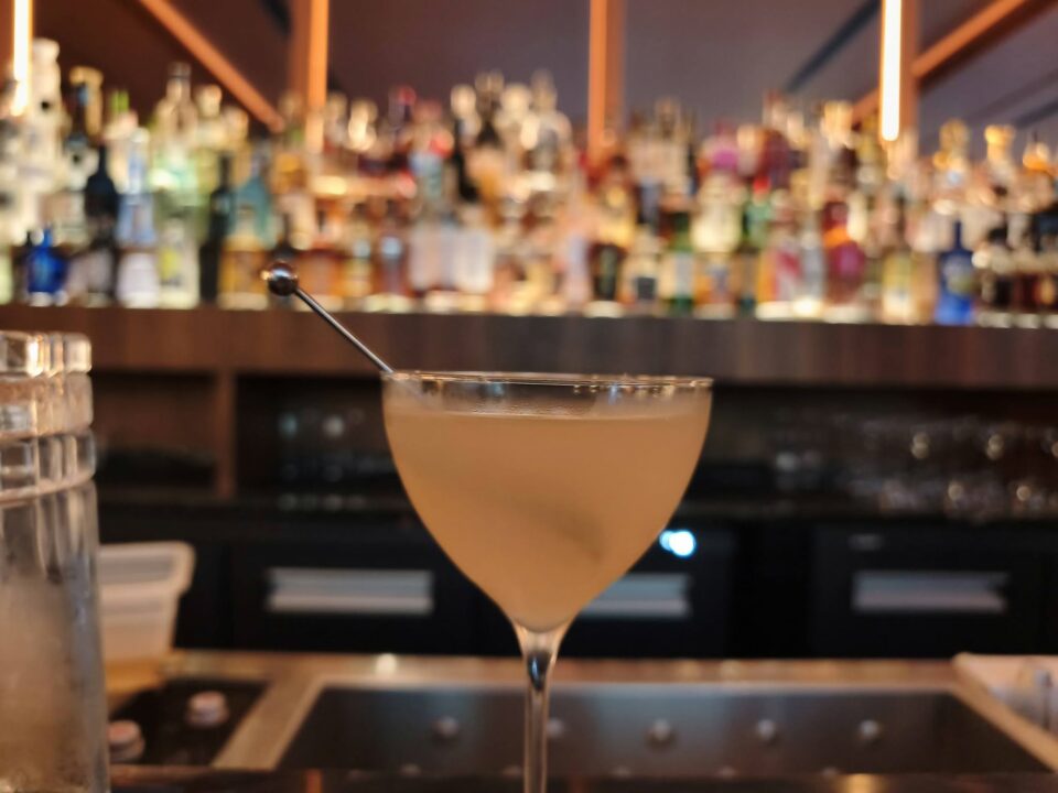 Aspargus Martini - Bar à cocktails Frivole (Paris 8ème)