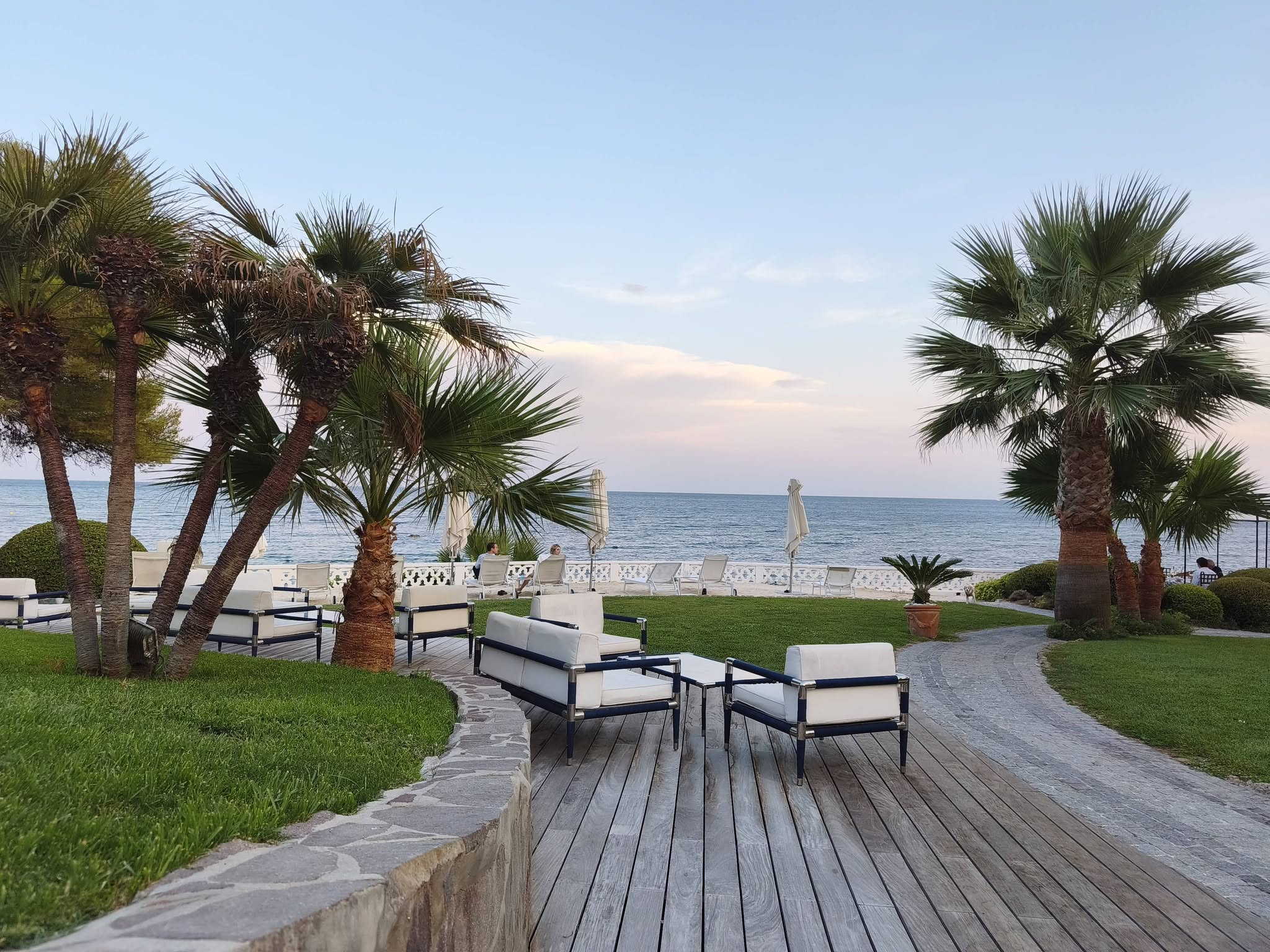 Jardins avec vue sur mer - La Villa Mauresque - Hôtel 5 étoiles à Saint-Raphaël