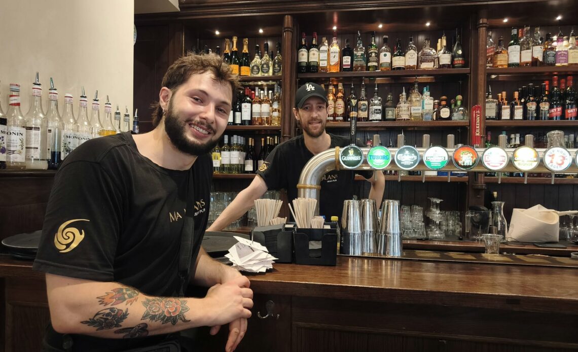 Tym et Sam - Ma Nolan's Cannes - Irish Pub près de la Croisette