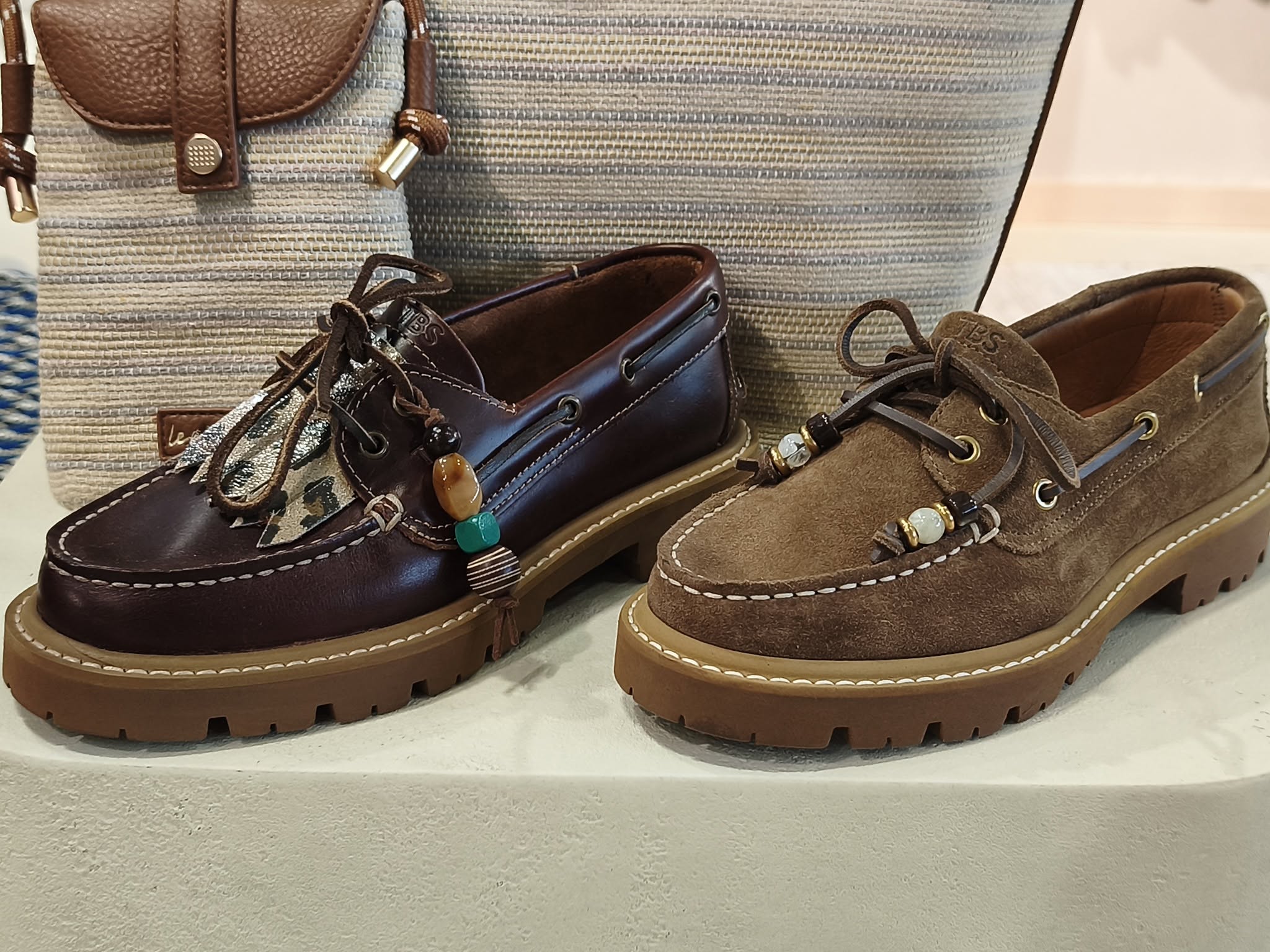 Chaussures bateau TBS avec charms