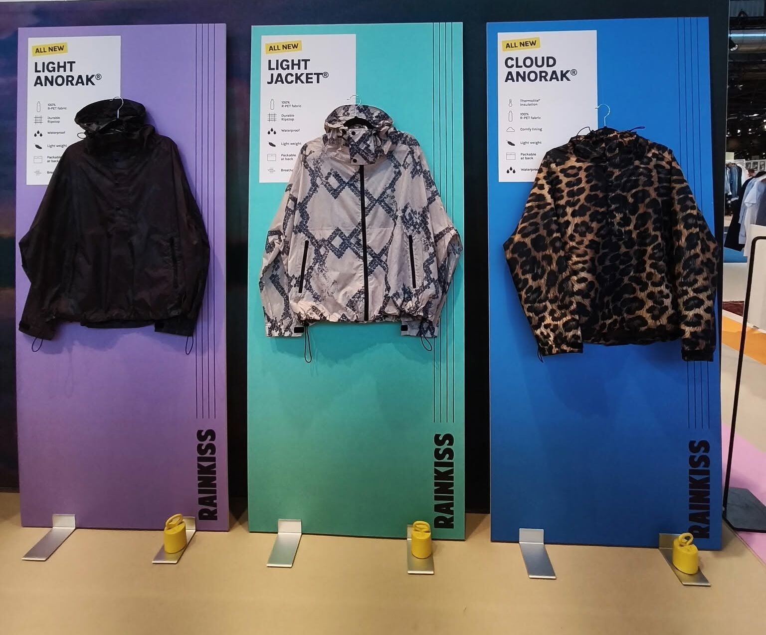 Anoraks cloud, light, jacket - Vêtements antipluie Rain Kiss