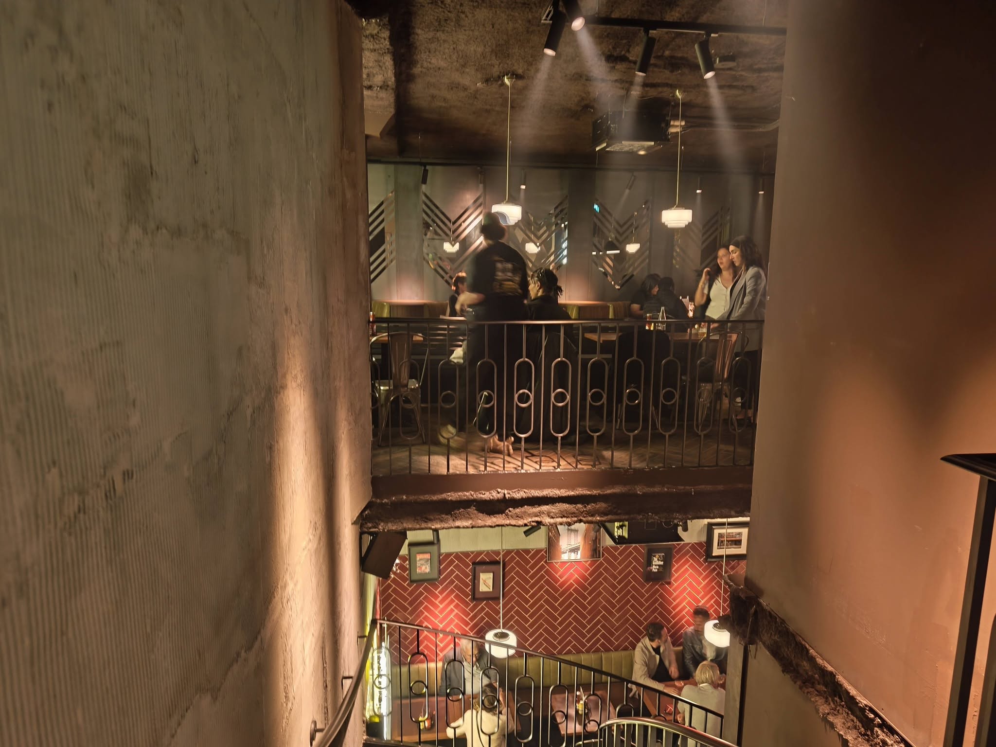 Restaurant de Saint-Michel - Manhattn's Burgers - Paris